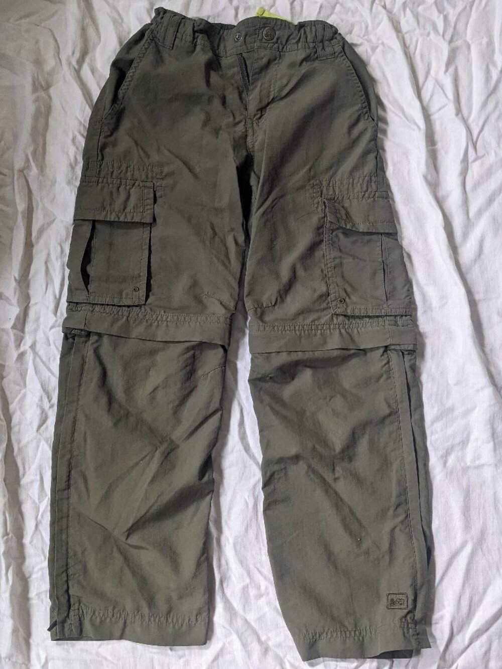 REI boys size 8 zip-off pants
